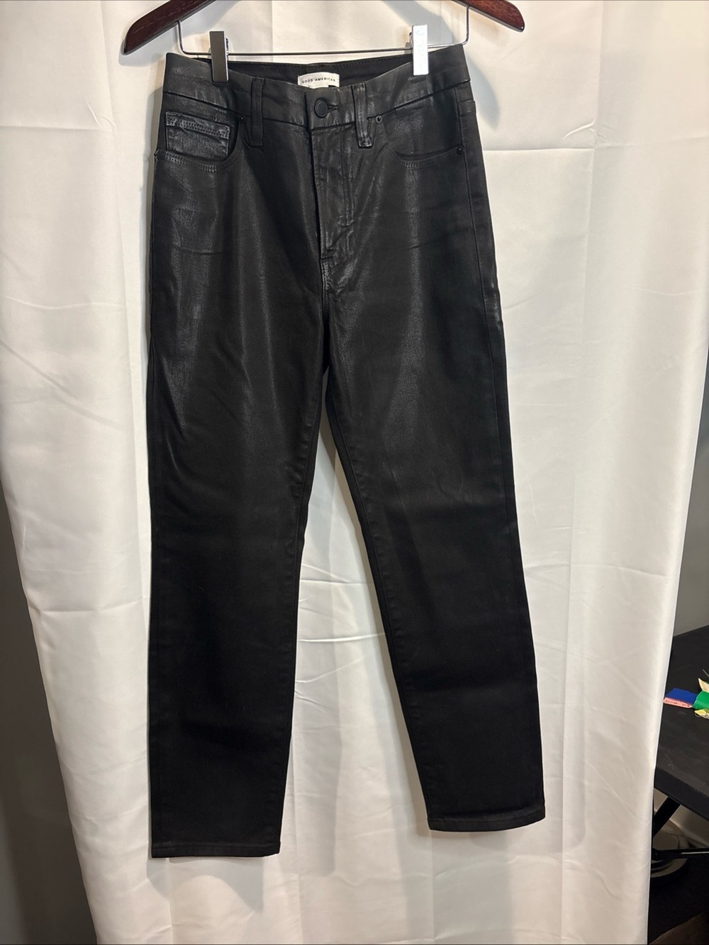 Good American Black Slim Straight Jeans